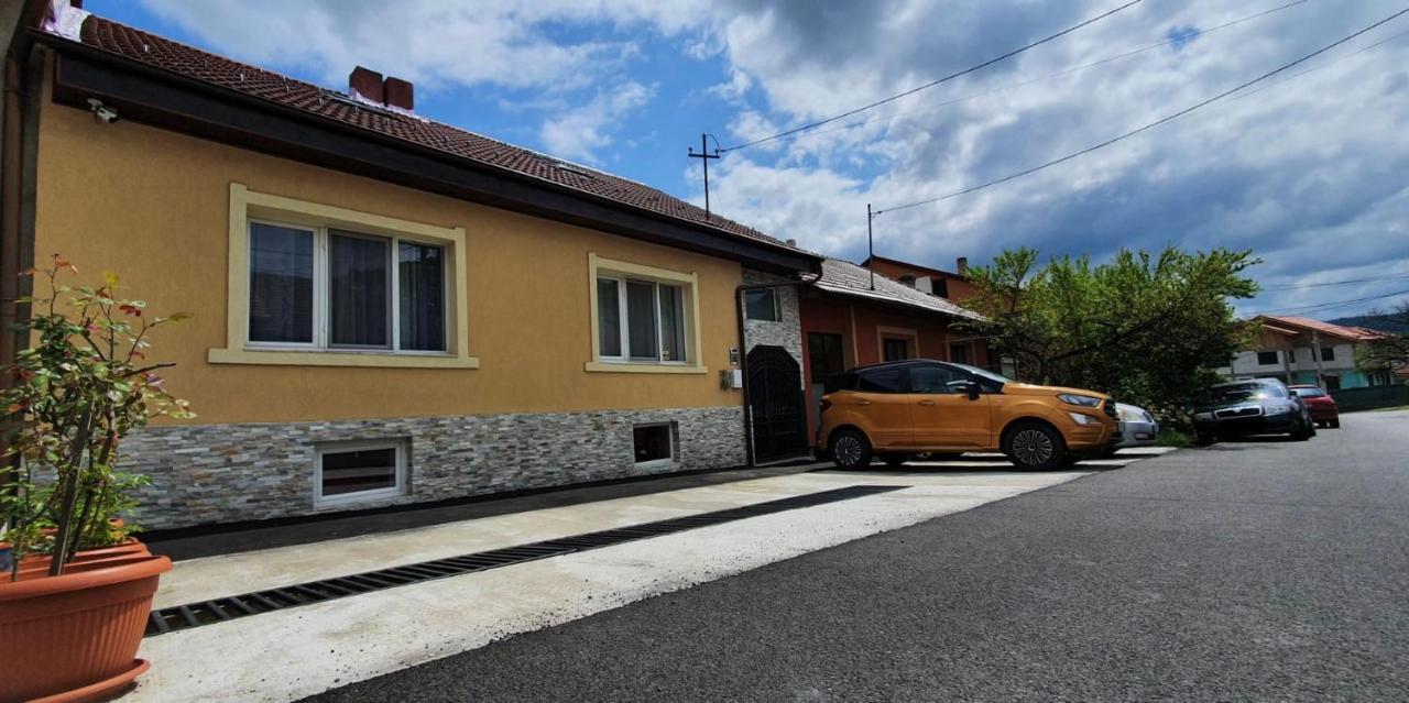 Apartament La Sika Orşova Exterior foto